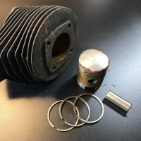 Cylinder & Piston Kit - 125cc - D / LD Mk 3 - New Old Stock thumbnail
