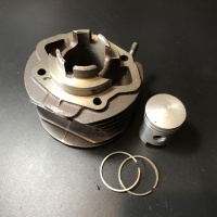 Cylinder & Piston Kit - Lui - New Old Stock thumbnail